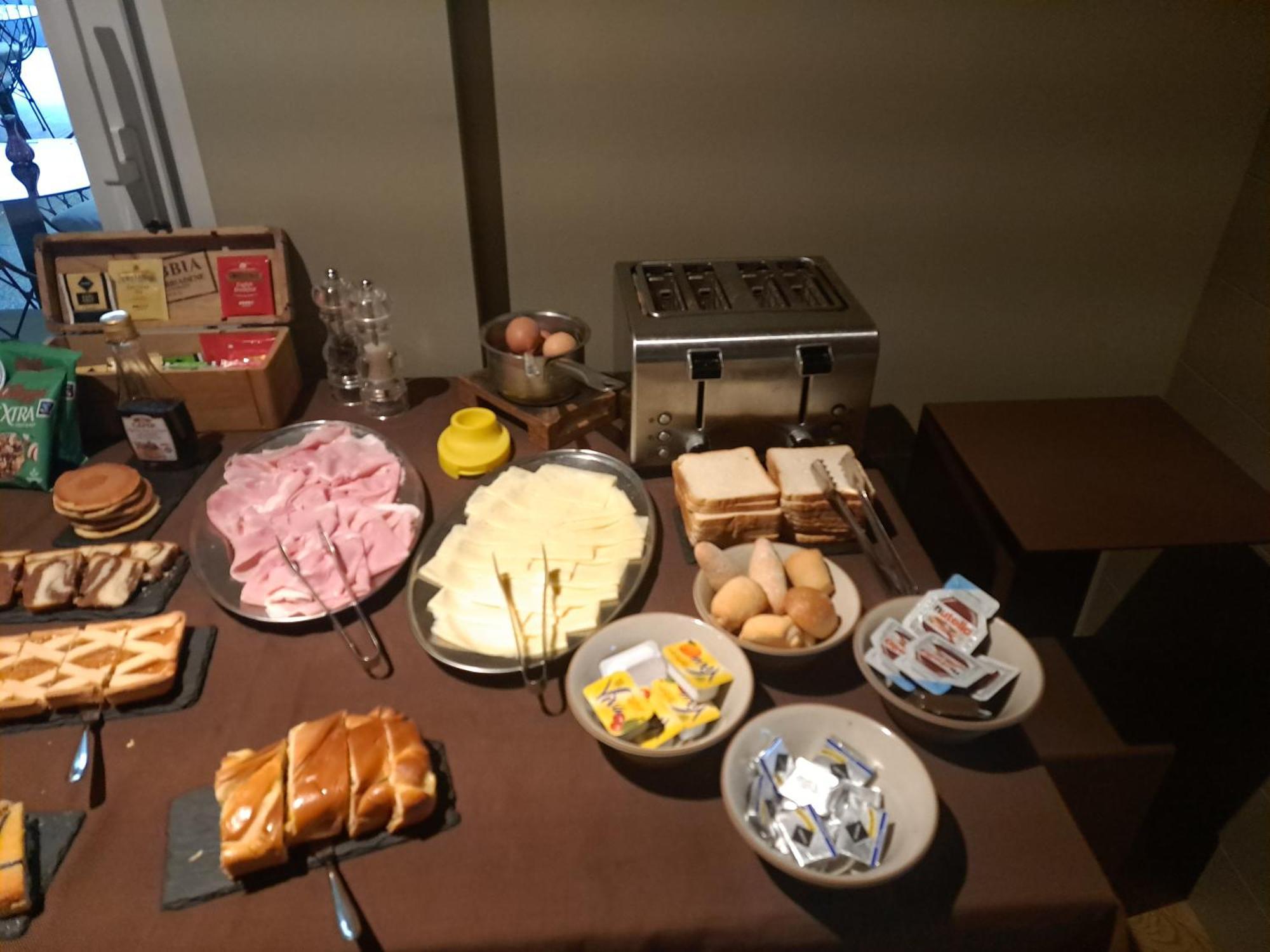 Bhl Boutique Rooms Леньяно Экстерьер фото