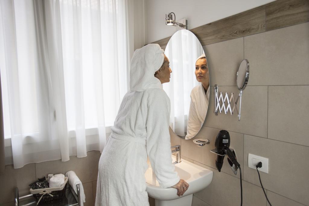 Bhl Boutique Rooms Леньяно Экстерьер фото